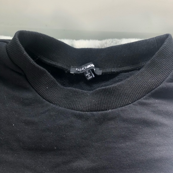 Fashion Nova Crop Top - Picture 3 of 3